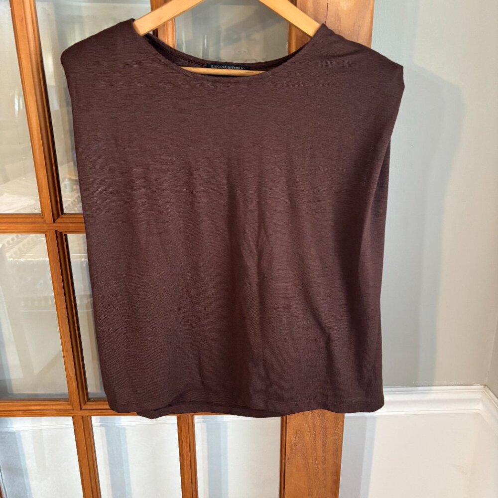 Banana republic Women cap sleeve brown top SZ: L